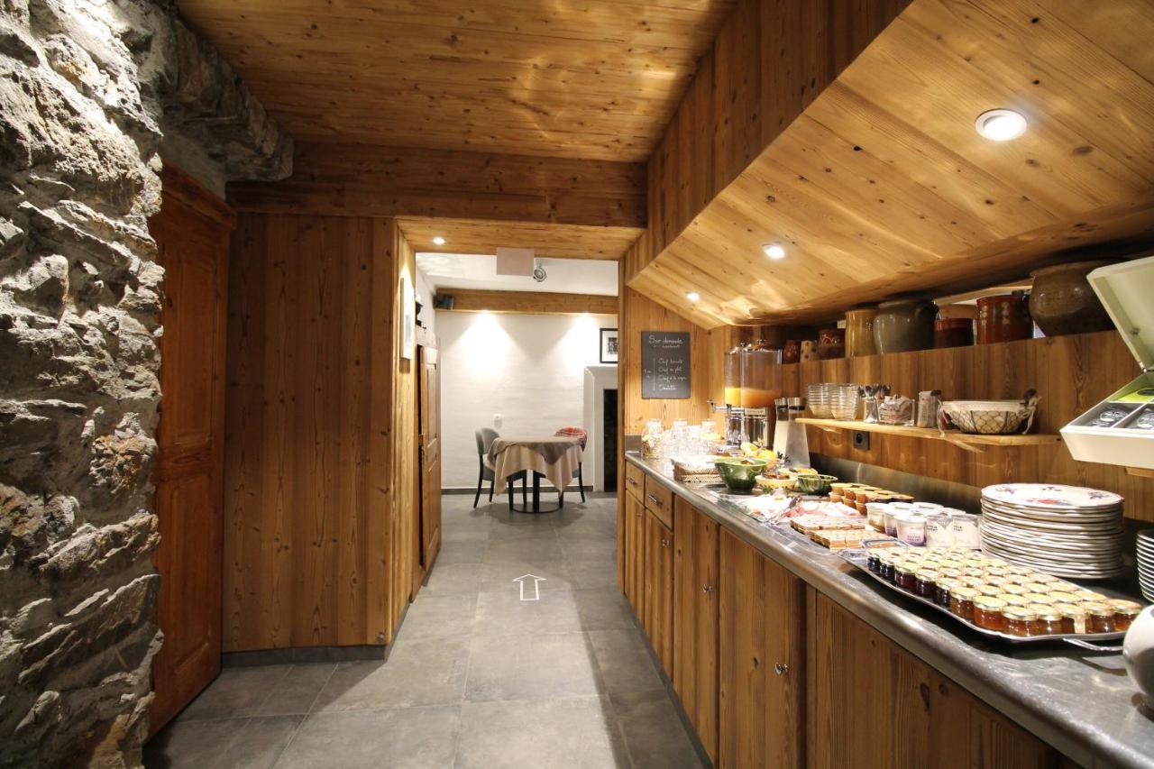 Hotel Du Cret Rond 瓦卢瓦尔 外观 照片